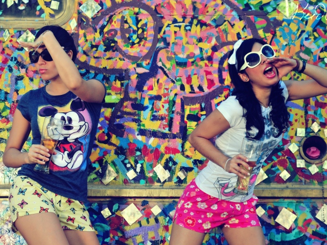 Девушки и графити