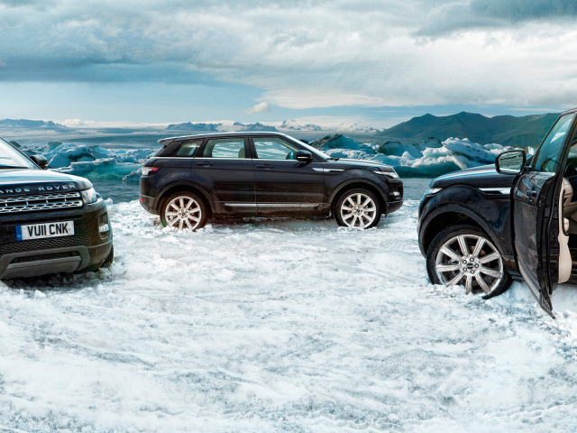 Land Rover Evoque на снегу