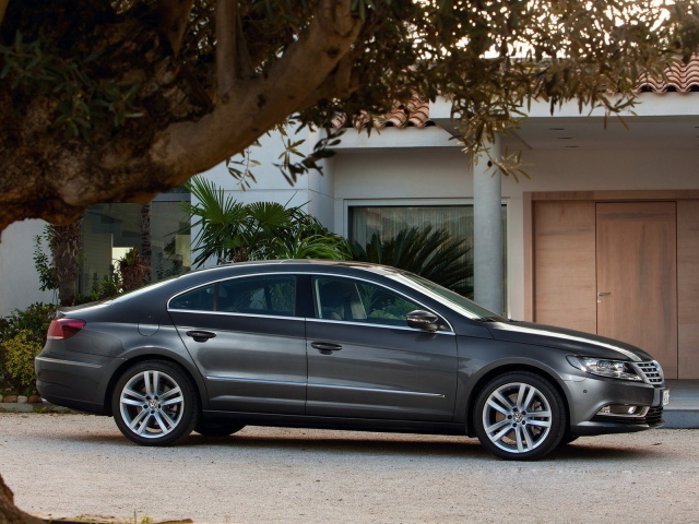 Volkswagen-Passat CC