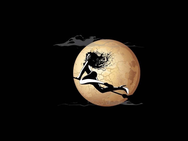 Ведьма на метле