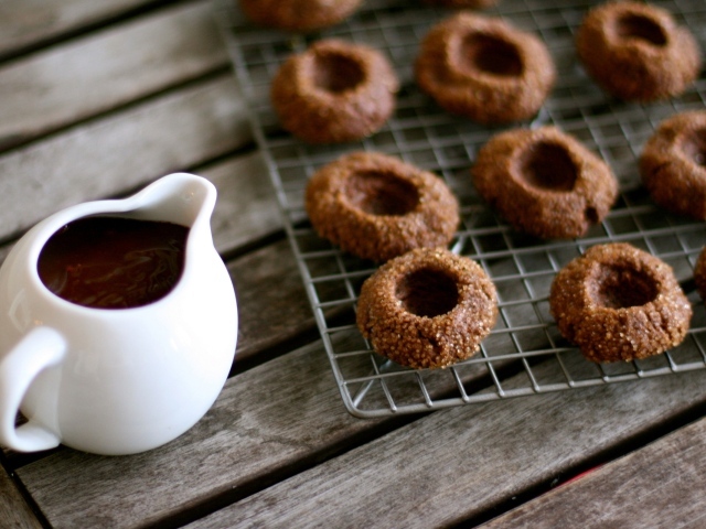 Печенье и горячий шоколад