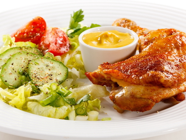 Салат с курицей