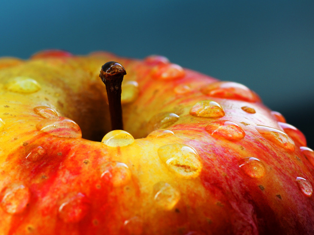 Мытое яблоко
