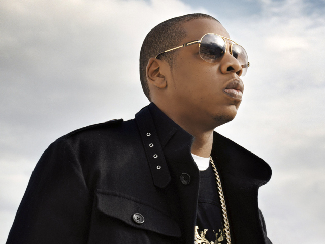 Мужчина в очках