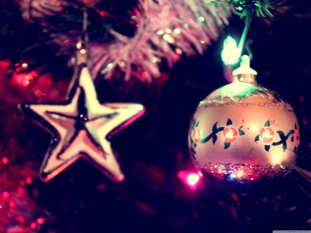 Звезда и шар для елки