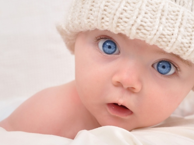 Красивая девочка