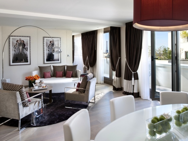 Белый интерьер комнаты