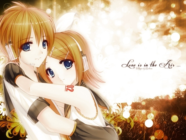 Девочки обнимаются