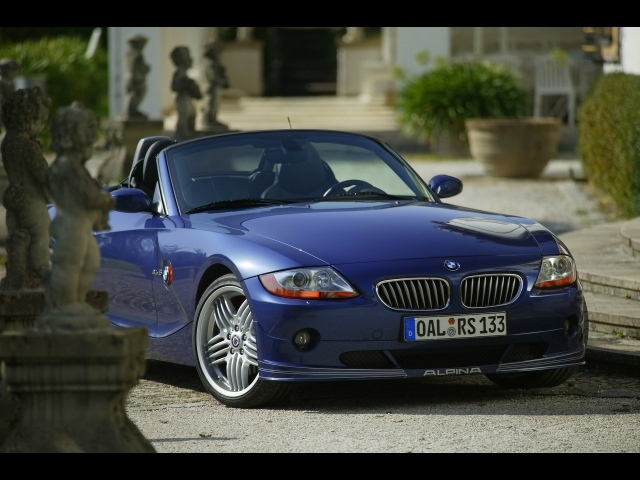 Синий BMW Alpina