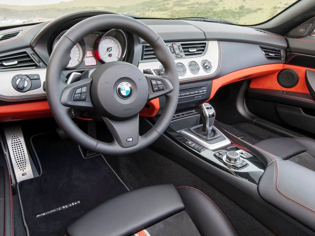 Салон кроссовера BMW X4