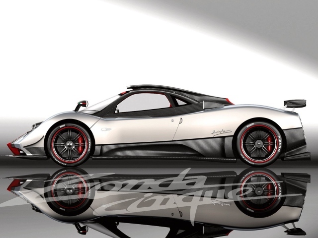 Автомобиль Pagani Zonda 2008