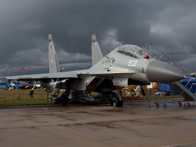 Русский военный самолет СУ-30-МК