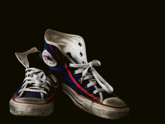 Одинокая Converse обувь