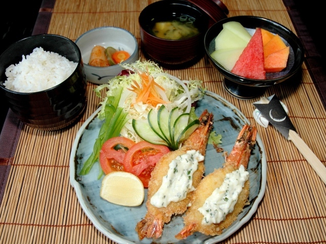 Обед по Японски