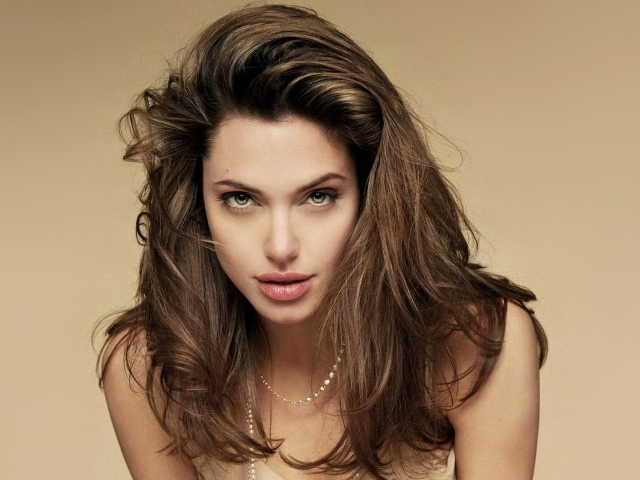 Angelina Jolie