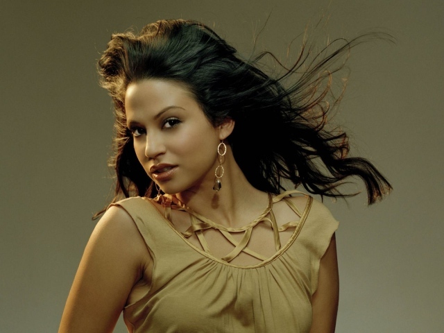 Нави Рават знаменитость