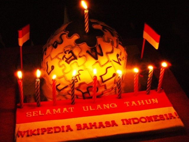 Индонезия торт на день рождения