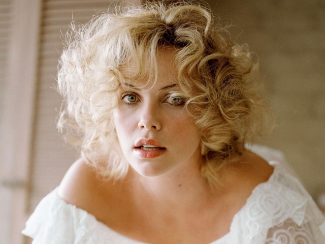 Актриса Шарлиз Терон