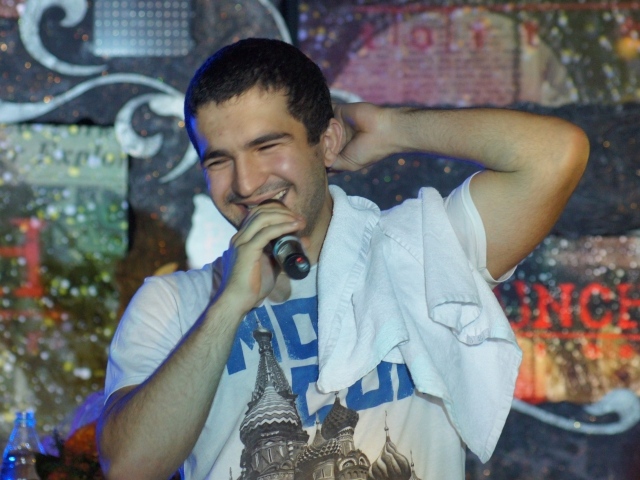 Группа Bahh Tee на концерте