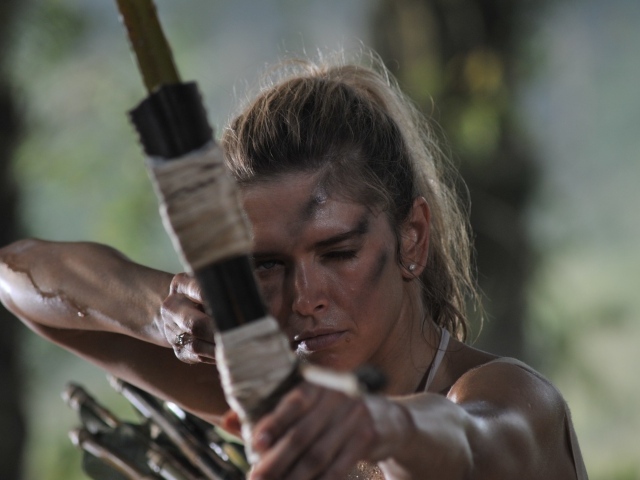 Вера Брежнева в фильме Джунгли