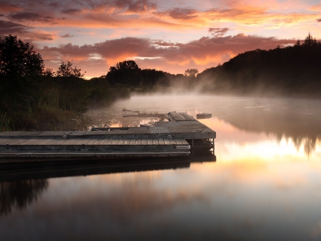 Туман у причала