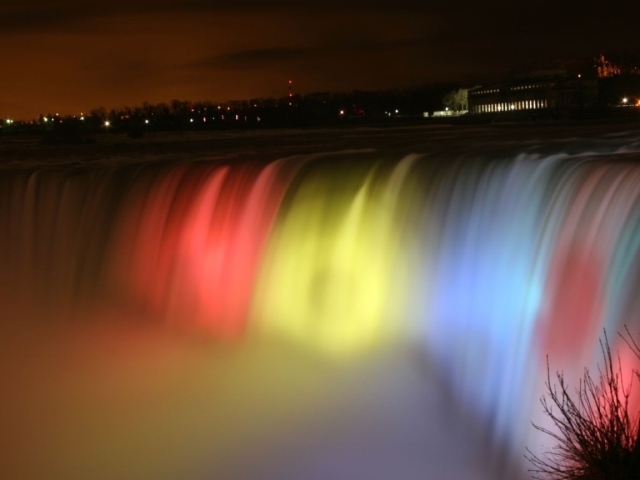 Цветной водопад