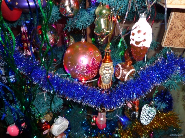 Cтарые елочные игрушки на прищепках
