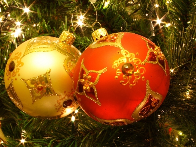 Игрушки елочные большие
