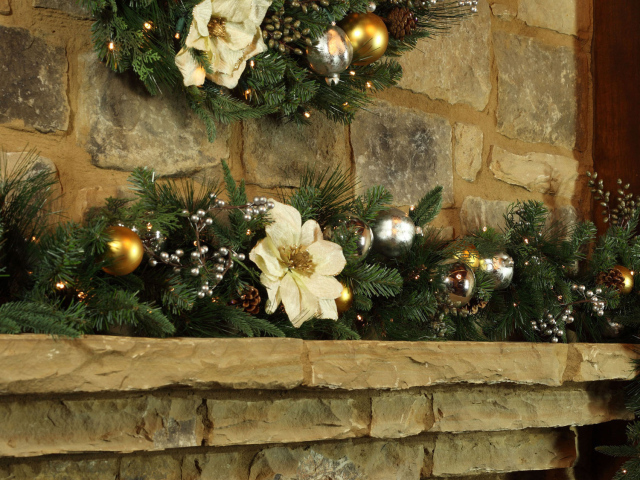 Гирлянды из хвои