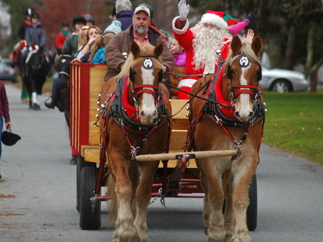 Дед мороз на лошади