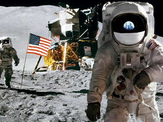 Американские космонавты на луне