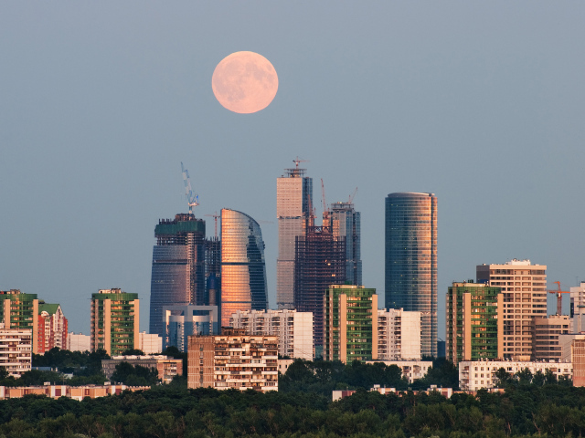 Лунный день в Москве