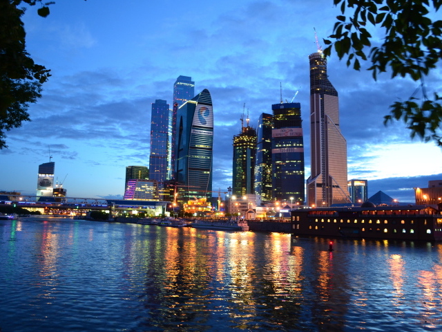 Москва в ночное время