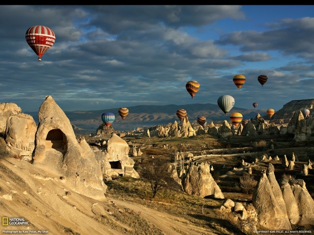 Волшебные дымоходы Турции и воздушные шары