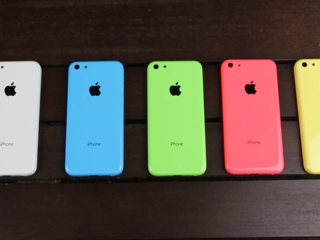 Телефоны Apple iPhone 5c
