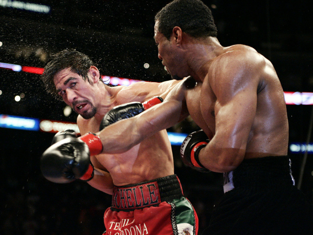 Известный боксер Шейн Мосли