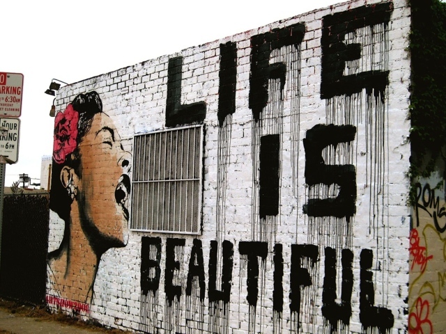 Граффити, жизнь красивая