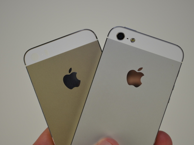 Iphone 5S цвет шампань и Iphone 5