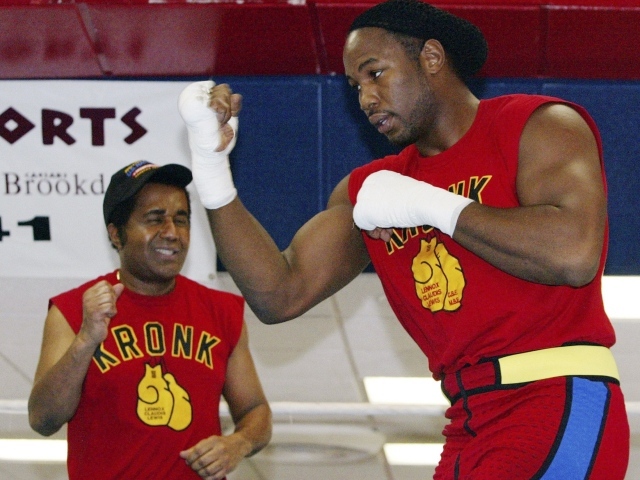 Леннокс Льюис тренируется