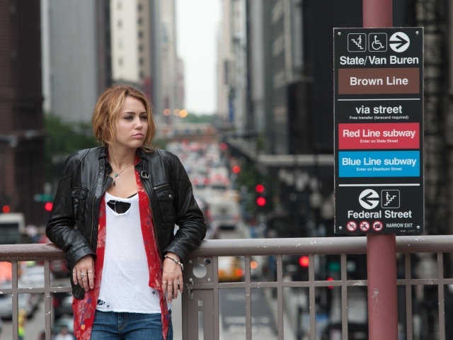 Майли Сайрус, фильм Лето. Однокассники. Любовь