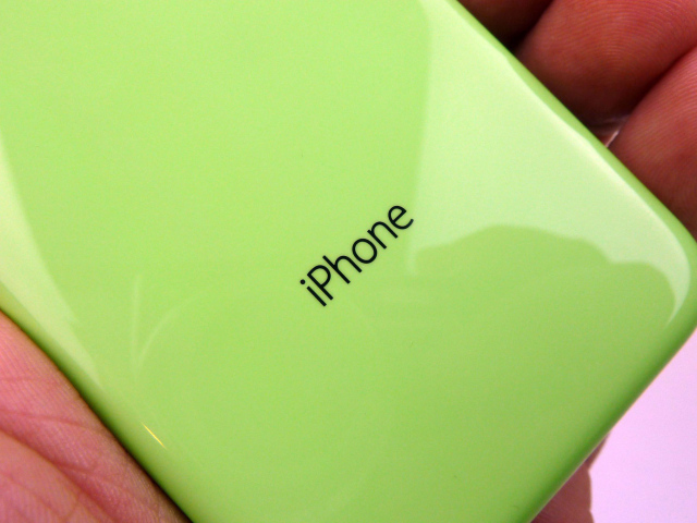 Новый зелёный Iphone 5C