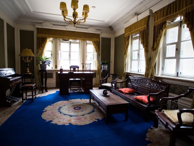 Комната с пианино