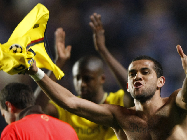 Лучший футболист Барселоны Даниэл Алвес без его футболки