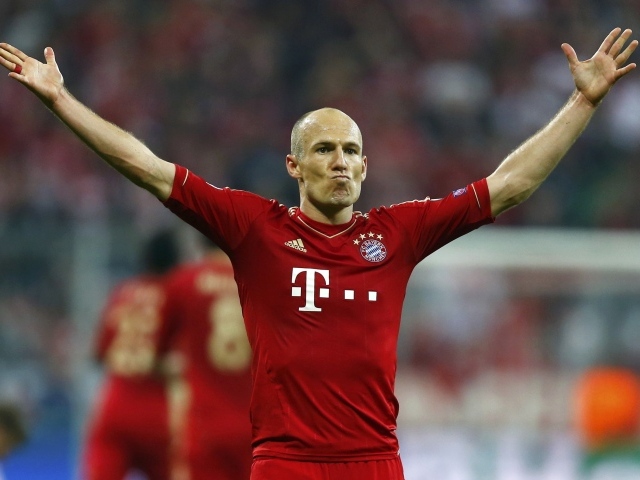  Лучший полузащитник Баварии Арьен Роббен