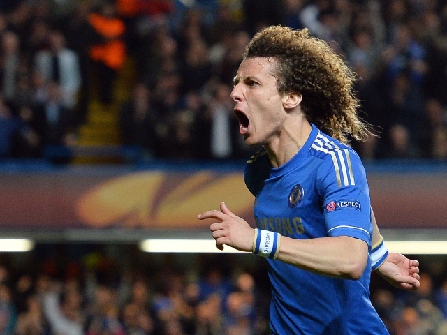 Защитник Челси Давид Луис забил гол