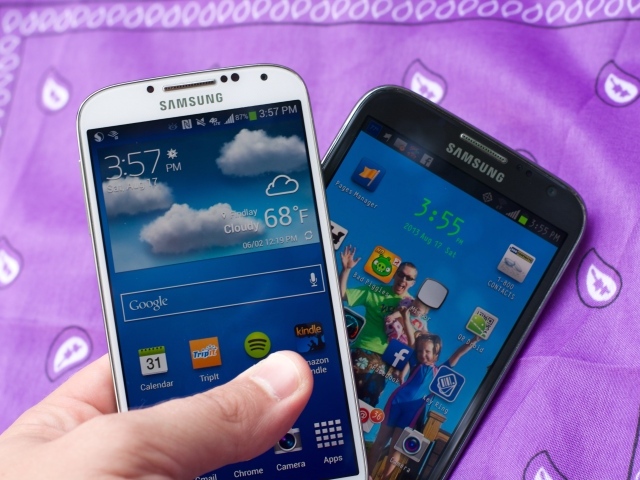 Два Samsung Galaxy S4