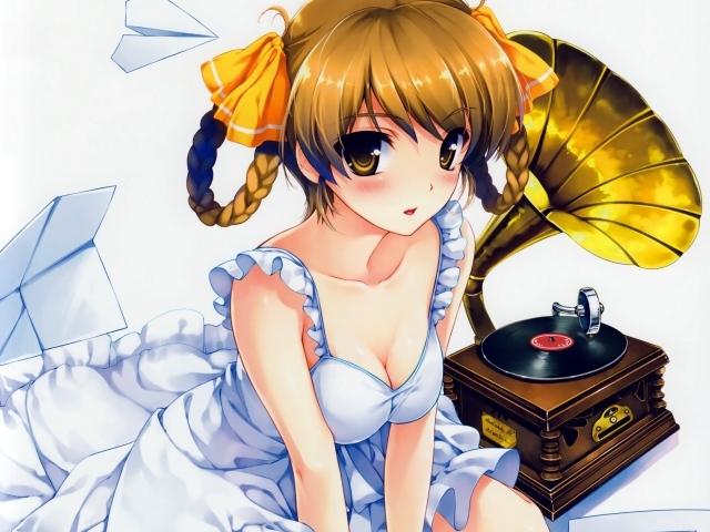 Девушка с патефоном