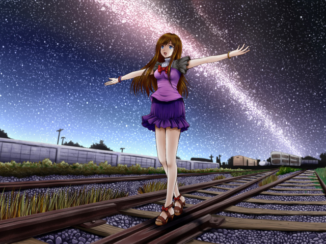 Девочка идет по рельсам