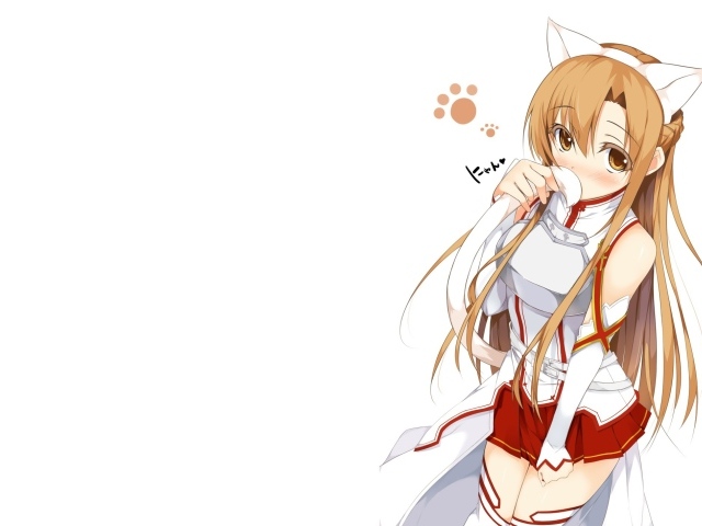 Девушка вытирает нос хвостом