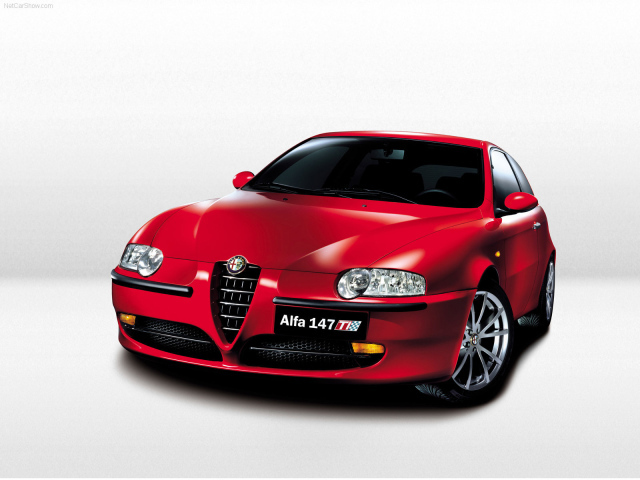 Новая машина Alfa Romeo 147